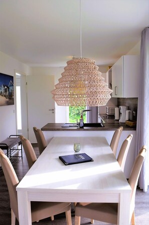 Nicht klassifiziertes Bild, 2 von 37, Schaltfläche