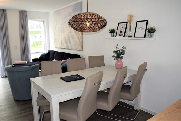 Nicht klassifiziertes Bild, 1 von 30, Schaltfläche