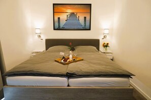 Unclassified image, 3 of 28, button