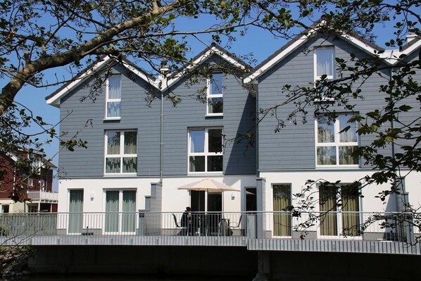 Nicht klassifiziertes Bild, 1 von 28, Schaltfläche