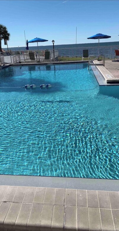 NEW WATERVIEW SUNSETS BEACH HEATED POOL BY Airport #364