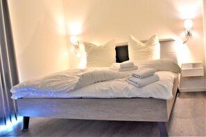 Unclassified image, 2 of 30, button