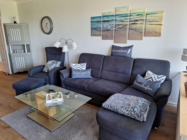 TV, bordtennis og stereoanlegg