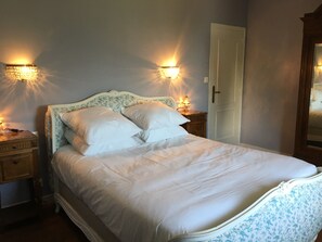 2 chambres, Wi-Fi gratuit, draps fournis