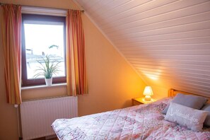 2 室のベッドルーム、WiFi