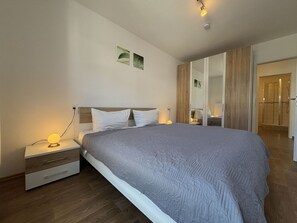 2 Schlafzimmer, WLAN