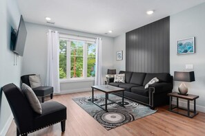 Flat-screen TV, streaming services, offices