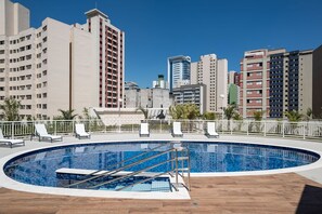 Studio Urbe 1803 | プール | 屋内プール、屋外プール