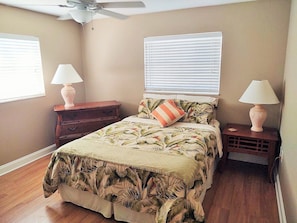 4 bedrooms, in-room safe, desk, iron/ironing board