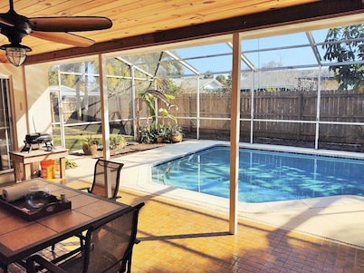 Beautiful Beach Style Home by Port Canaveral w/Private Salt Water pool