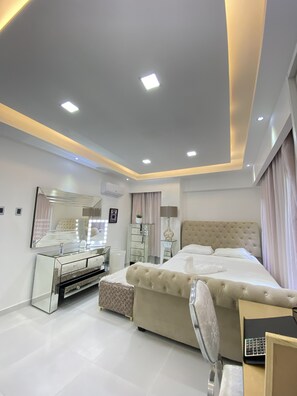 3 bedrooms, WiFi