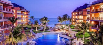 Ocean View 2 Bedroom Penthouse with Resort Amenities Steps from the Beach!