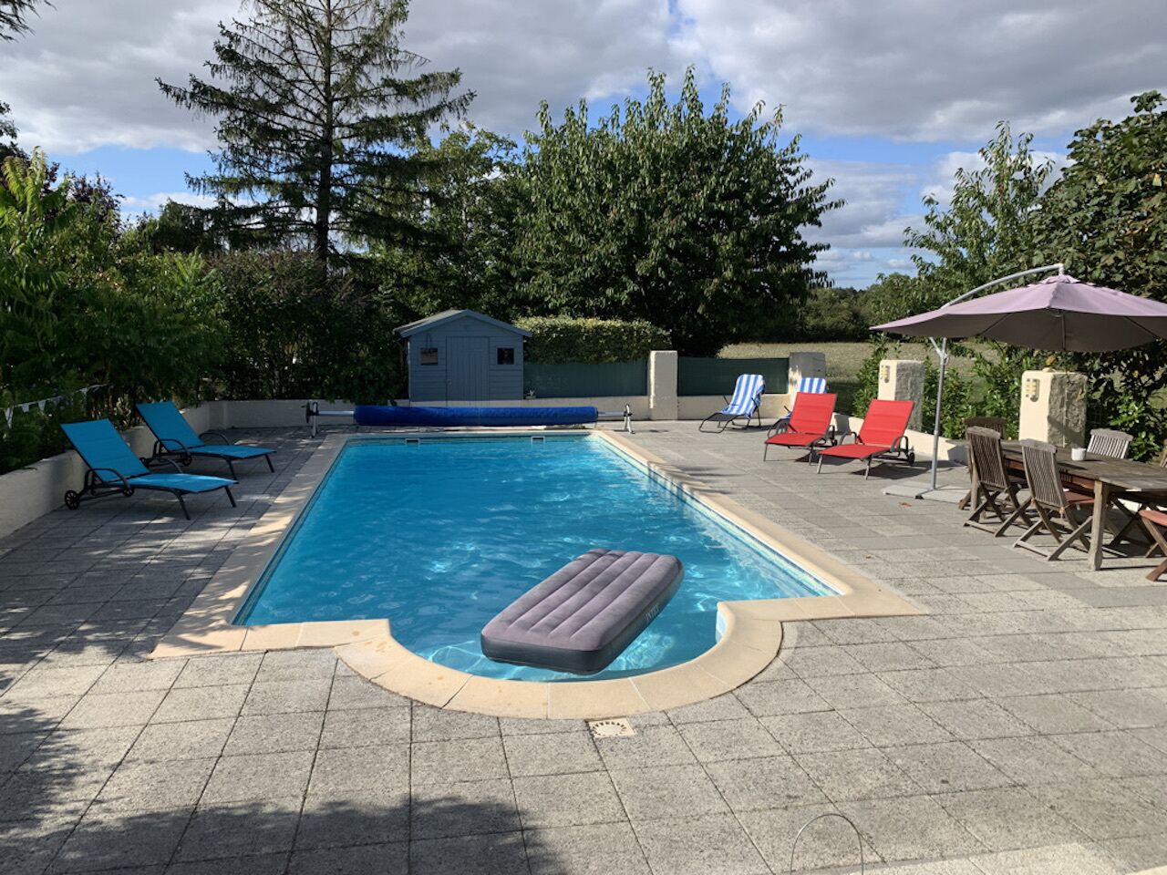 Piscina externa, piscina aquecida