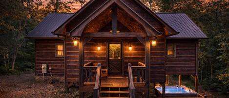 Tina de hidromasaje al aire libre