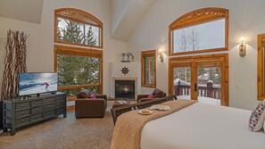 5 habitaciones, escritorio, tabla de planchar con plancha y wifi gratis 