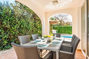 Outdoor dining - Villa Karoline - Four Bedroom Villa, Sleeps 6 (Los Delfines)