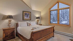 4 chambres, fer et planche à repasser, Wi-Fi gratuit, draps fournis