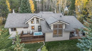Exterior - Hot Tub + Close to Downtown + Pet Friendly - Lazy Bear (Breckenridge)