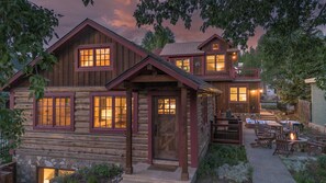 Exterior - Downtown Home + Hot Tub + Ski Shuttle - Harris House (Breckenridge)