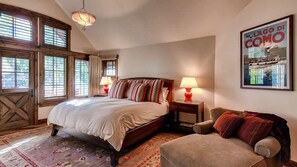 8 bedrooms, desk, iron/ironing board, free WiFi - Spacious w/ Mtn Views + Hot Tub + Theatre Room - Chalet du Soleil (Breckenridge)