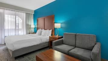 Standard Room, 1 King Bed, Non Smoking, Balcony (with Single Sofabed)
