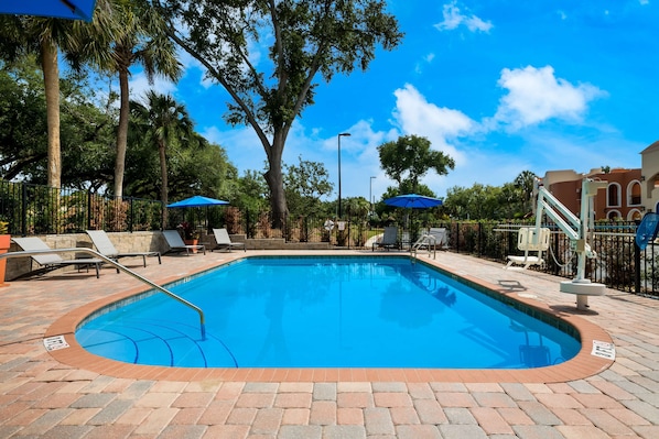 Outdoor pool, open 8:30 AM to 8:30 PM, pool umbrellas, pool loungers