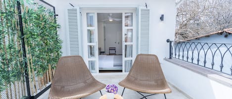 Deluxe Room, Terrace | Terrace/patio