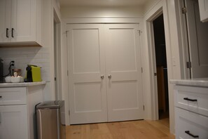 Interior - Pet friendly home 1mi from downtown GVL (Greenville)