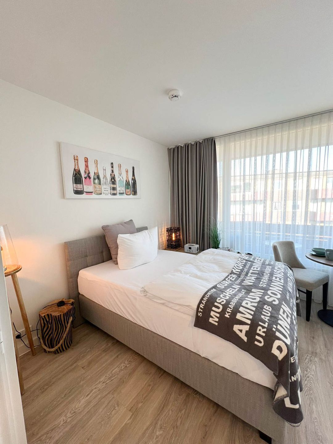 1 bedroom, WiFi, bed sheets