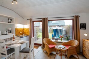 Interior - Krabbe - The ground floor apartment Krabbe is located in the quiet old Westerländer (Sylt)