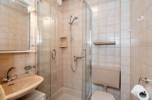 Hair dryer, towels - Krabbe - The ground floor apartment Krabbe is located in the quiet old Westerländer (Sylt)