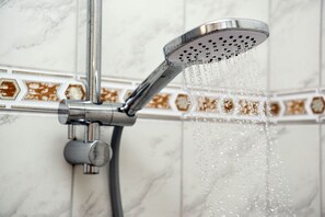 Imagen sin descripción, 5 de 27, botón