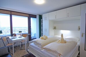 Unclassified image, 3 of 13, button