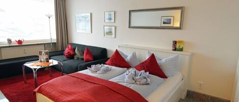 1 bedroom, WiFi, bed sheets