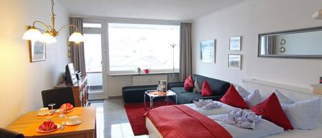 1 bedroom, WiFi, bed sheets