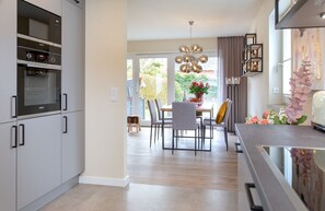 Immagine non classificata, 5 di 48, pulsante