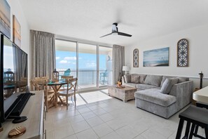 Smart TV - FREE Golf+Tix! Majestic 5 Pools, 3 Hot Tubs, Theater, Tennis on 7th Floor! (Panama City Beach)