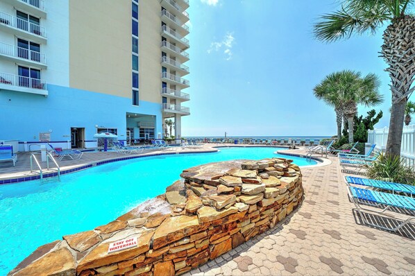 Indoor pool, a heated pool - FREE Golf+Tix! Majestic 5 Pools, 3 Hot Tubs, Theater, Tennis on 7th Floor! (Panama City Beach)