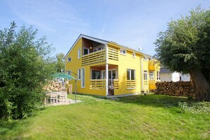 Exterior - Vacation home Saga - close to the beach, modern house with own sauna, garden, terrace - (Wiek)