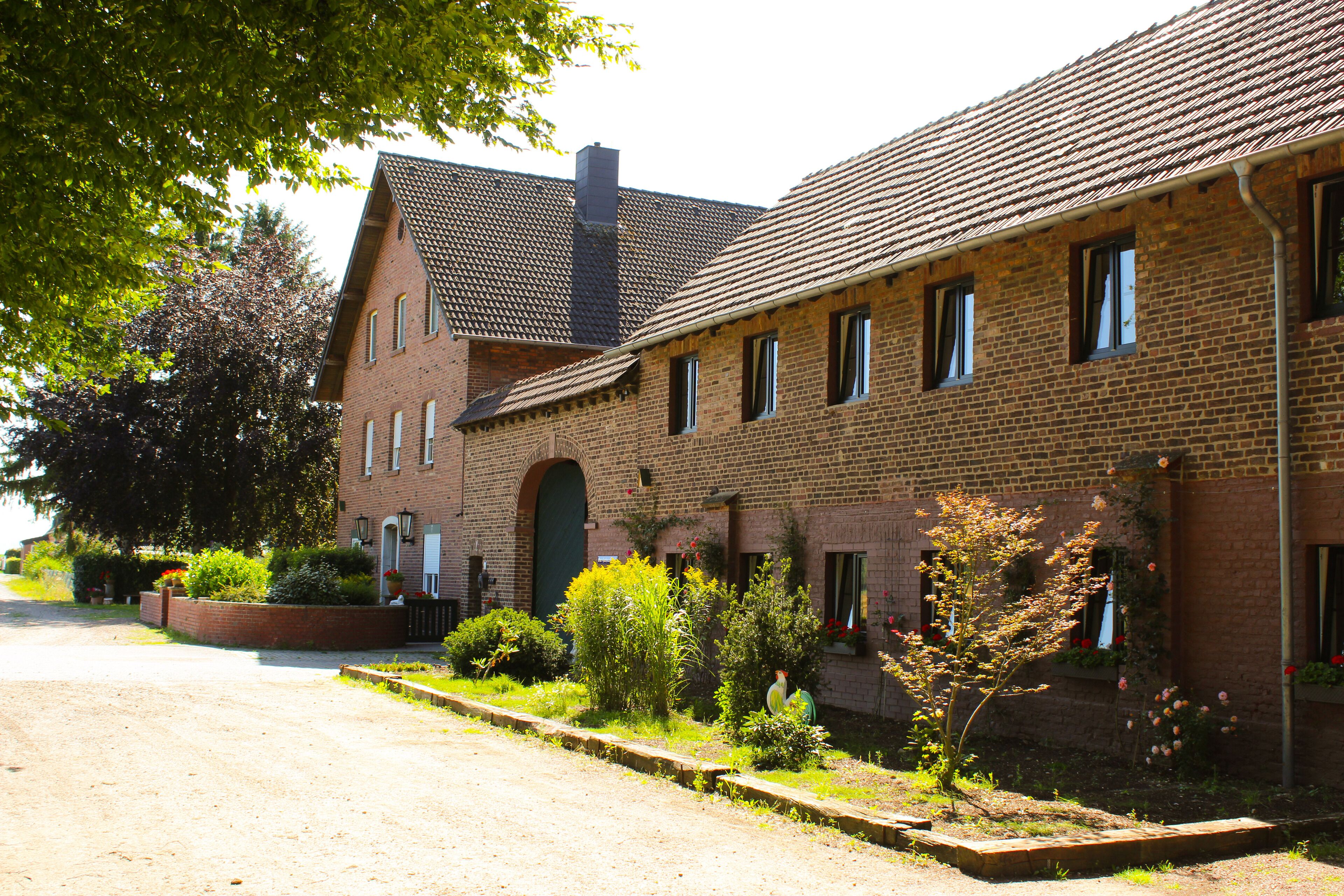 Country house apartments with very good connections