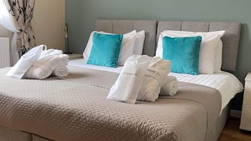 Luxury Cottage, Private Bathroom | 2 bedrooms