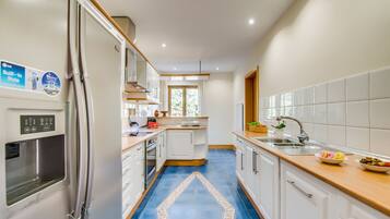 KĂžleskab, mikrobĂžlgeovn, ovn, opvaskemaskine