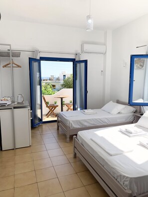 2 bedrooms, internet - Giannis Rooms (Chora Sfakion)
