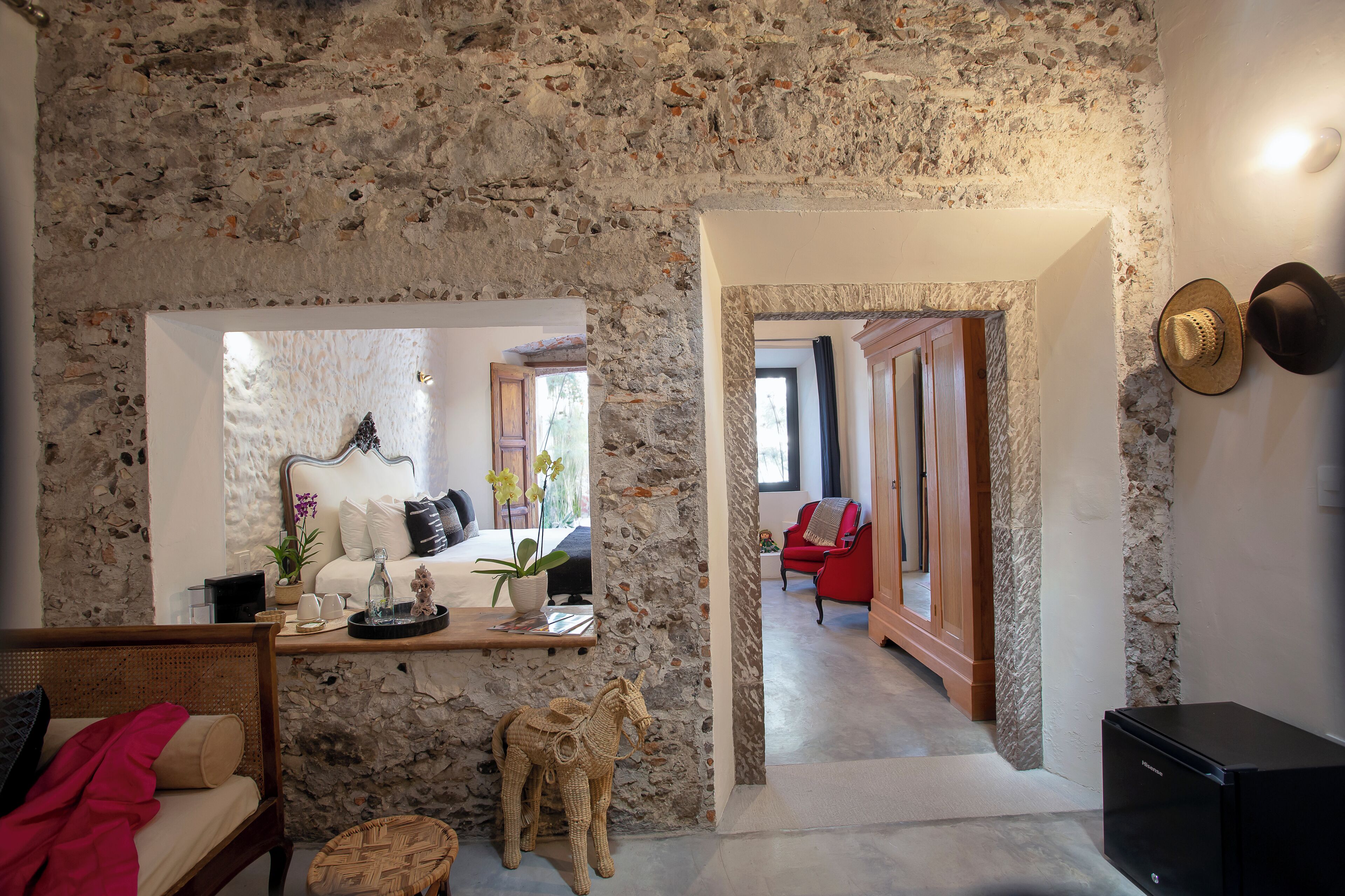 Cattleya - Master Suite King Bed | Literie hypoallergénique, décoration personnalisée