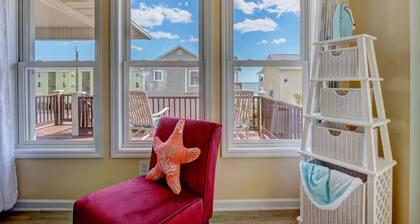 40 STEPS to the beach. 4bdrm home, dog friendly, decks, ocean views