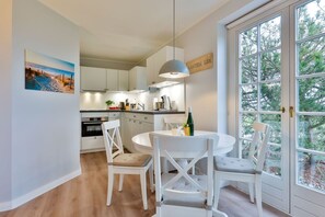 Fridge, oven, stovetop, dishwasher - SO/10 Söl`ring Hüs Raantem Lek - Söl'ring Hüs (Sylt)