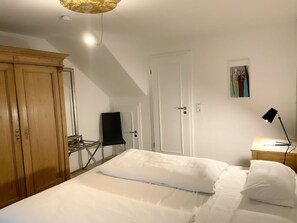 2 Schlafzimmer, WLAN