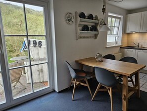 Unclassified image, 4 of 13, button - House Wattblick App. 04 - Wattblick (Sylt)