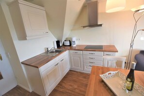 Uklassifisert bilde, 4 av 8, knapp