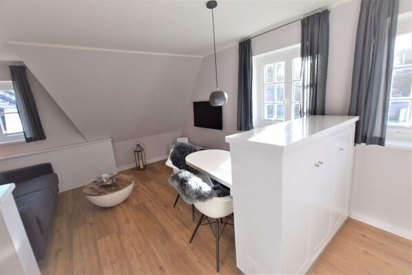 Imagen sin descripción, 1 de 13, botón